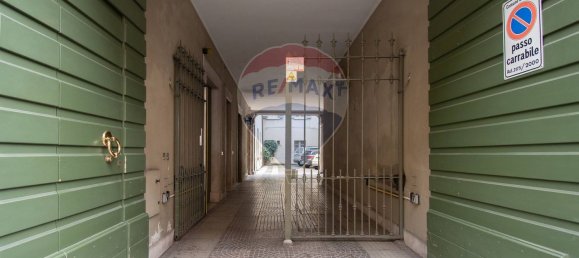 3-salle Appartement à Brescia, Italy No. 54285 10