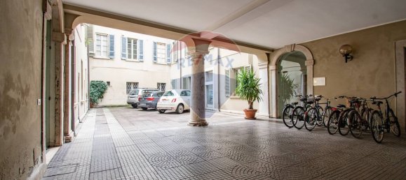 3-salle Appartement à Brescia, Italy No. 54285 6