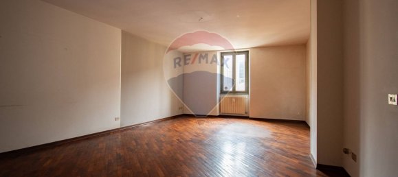 3-salle Appartement à Brescia, Italy No. 54285 16