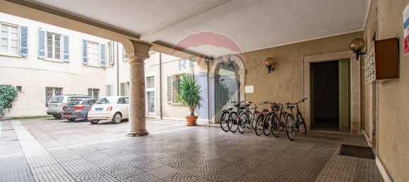 3-salle Appartement à Brescia, Italy No. 54285 5