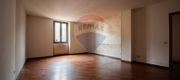 3-salle Appartement à Brescia, Italy No. 54285 17