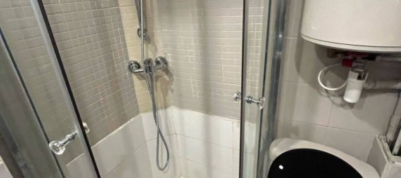 1 bedroom Duplex in Paris, France No. 332594 7