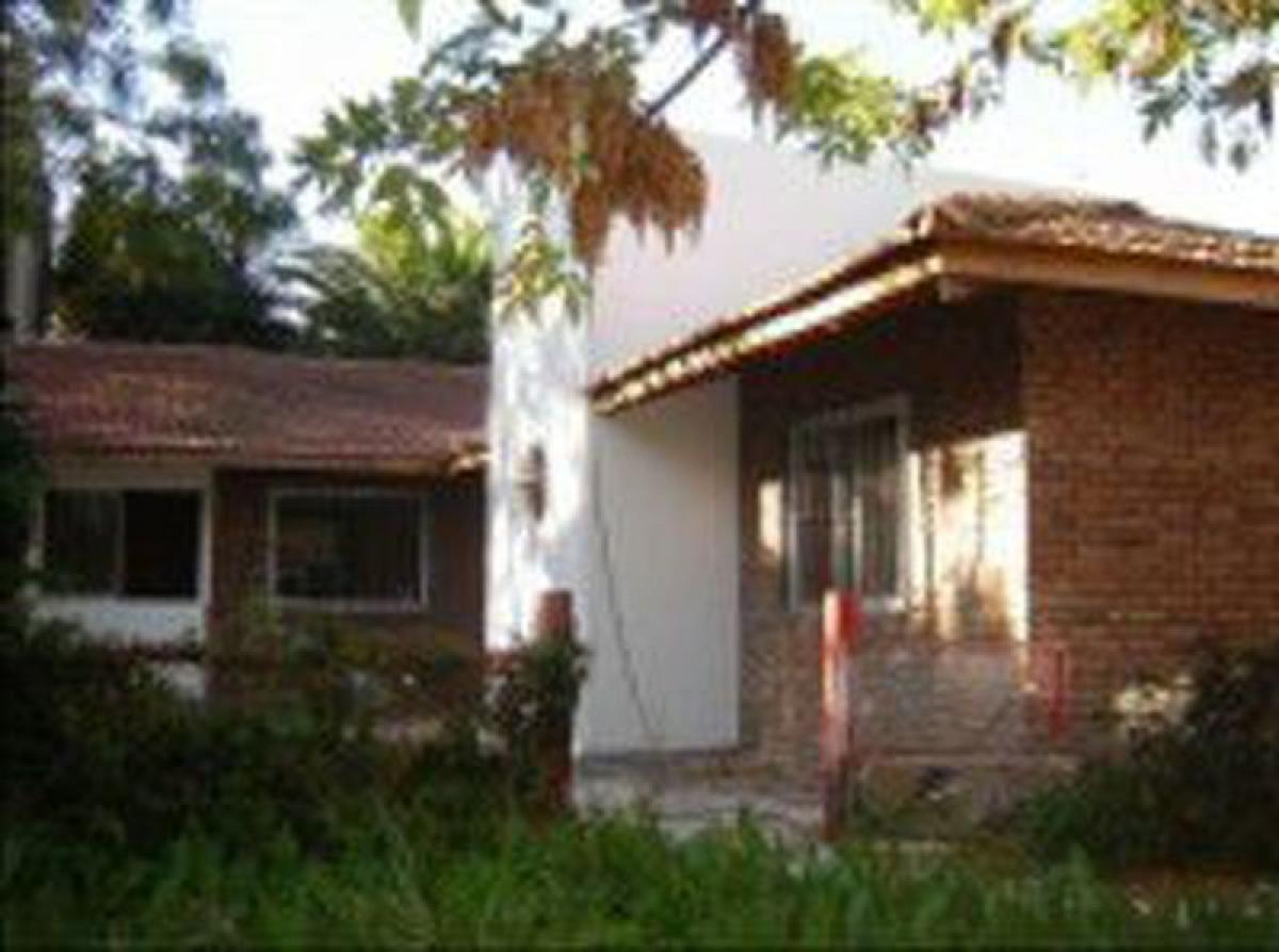 4 bedrooms House in Ituzaingo, Argentina No. 11018