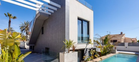 Villa de 4 dormitorios en Torrevieja, Spain No. 129227 31