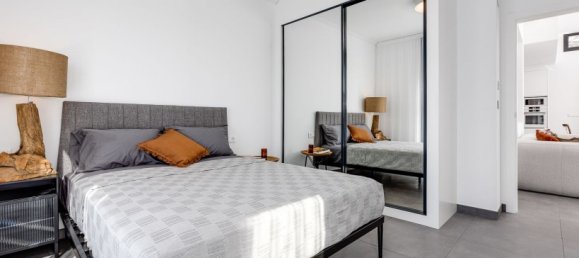 Villa de 4 dormitorios en Torrevieja, Spain No. 129227 15