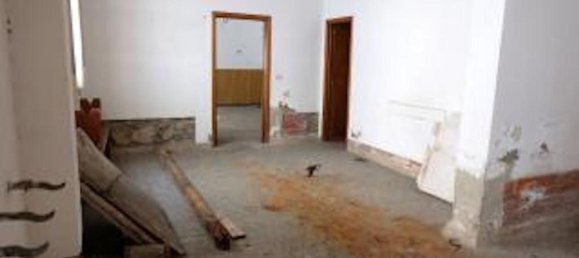 Studio in Pieve a Nievole, Italy No. 145563 15