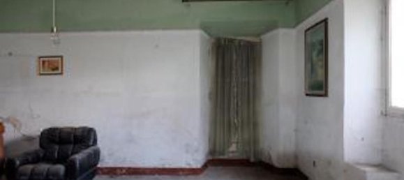 Studio in Pieve a Nievole, Italy No. 145563 5