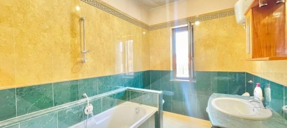 Вилла с 6 комнатами в Джульяно ин Кампанья, Италия № 41995 12