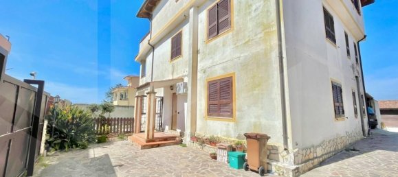 Вилла с 6 комнатами в Джульяно ин Кампанья, Италия № 41995 31