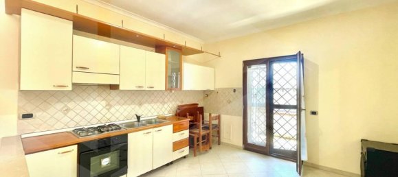 Вилла с 6 комнатами в Джульяно ин Кампанья, Италия № 41995 5