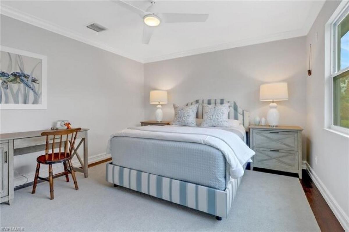 5 bedrooms House in Naples, USA No. 380007