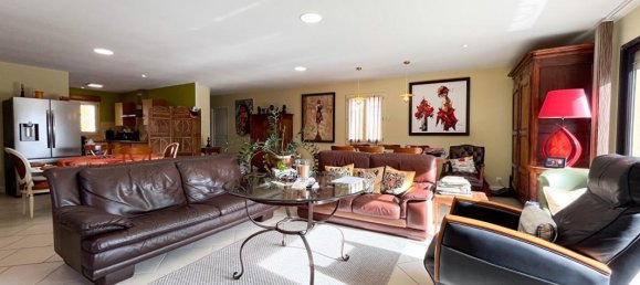 2 Schlafzimmer Haus in Romorantin-Lanthenay, France, Nr. 225948 4