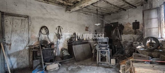 2 Schlafzimmer Haus in Lurago d'Erba, Italy, Nr. 74581 18