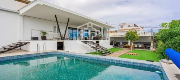 Villa de 9 dormitorios en Arona, Spain No. 16418 4