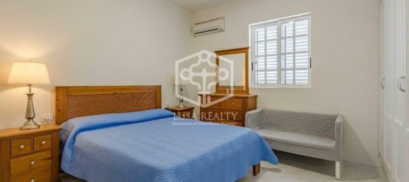 Villa de 9 dormitorios en Arona, Spain No. 16418 16