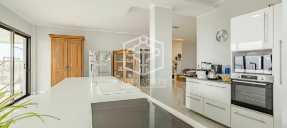 Villa de 9 dormitorios en Arona, Spain No. 16418 6