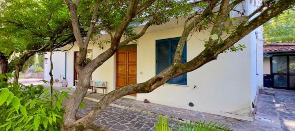 4 bedrooms Villa in Chiusi, Italy No. 53477 27