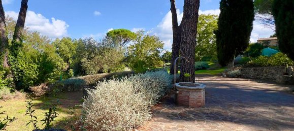 4 bedrooms Villa in Chiusi, Italy No. 53477 14