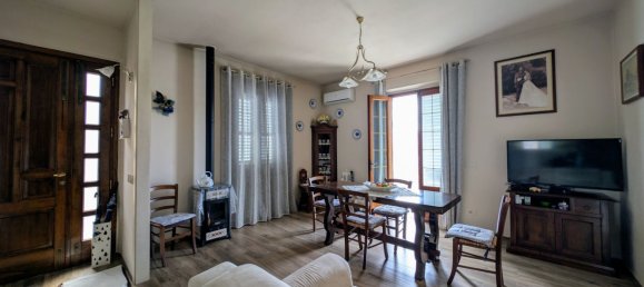 6 chambres Maison à Quarrata, Italy No. 334831 3