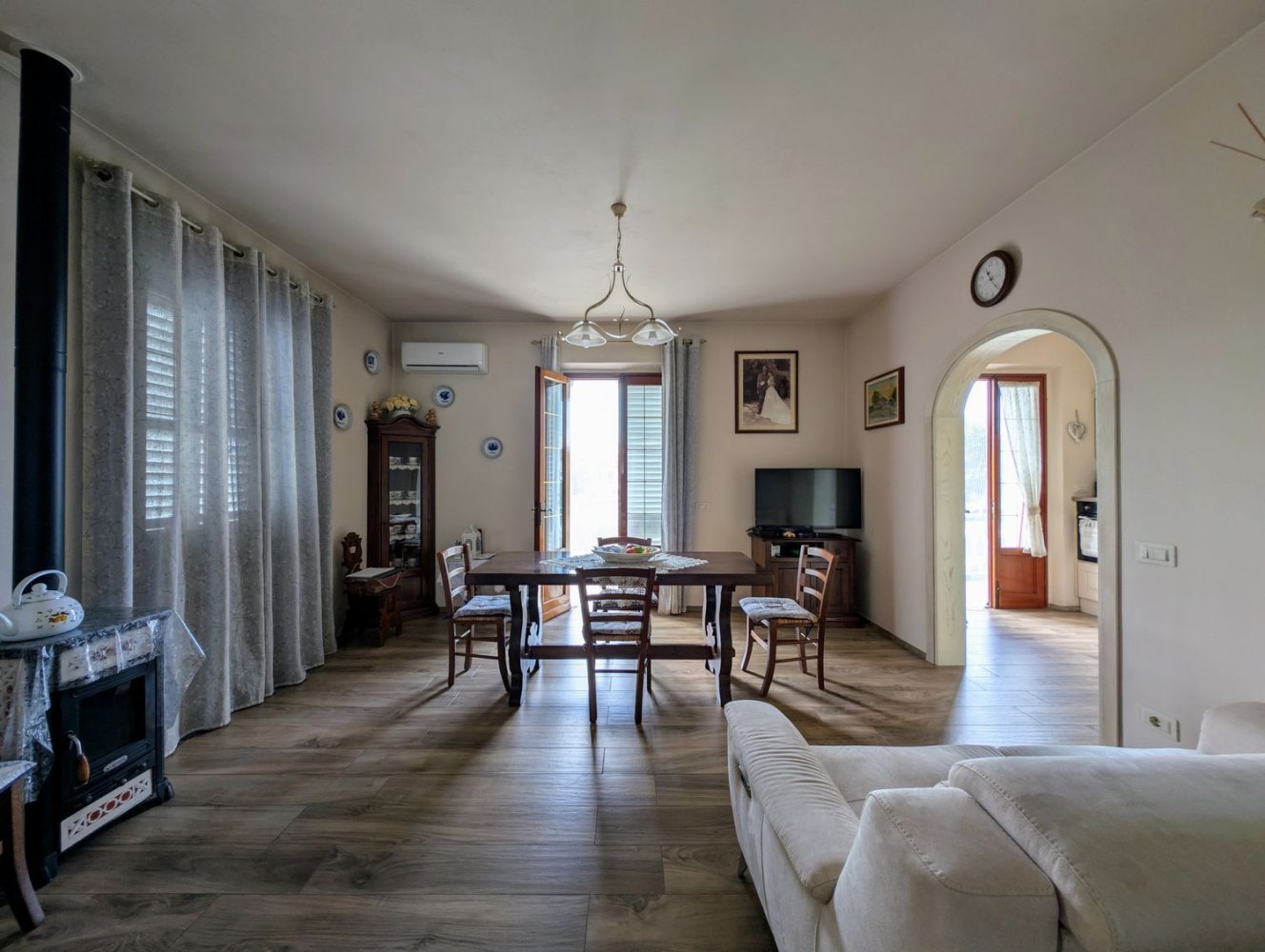 6 chambres Maison à Quarrata, Italy No. 334831