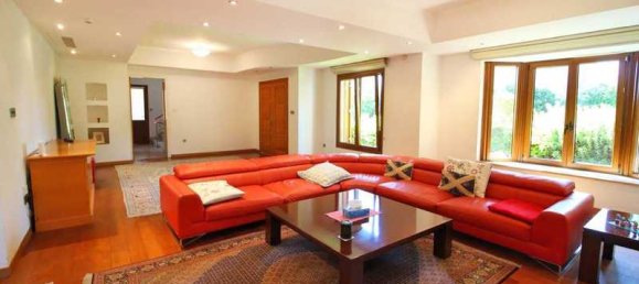 5 Schlafzimmer Haus in Strovolos, Cyprus, Nr. 11572 5