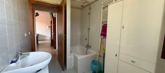 4 bedrooms Apartment in Castelfranco Emilia, Italy No. 339841 11