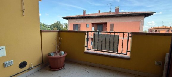 4 bedrooms Apartment in Castelfranco Emilia, Italy No. 339841 3