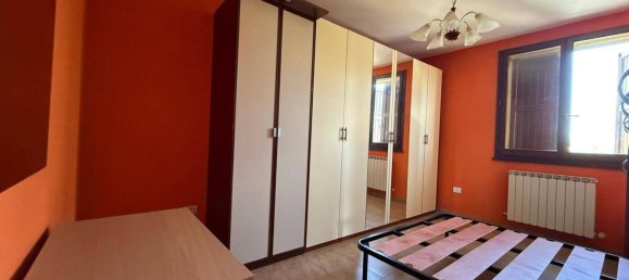 4 bedrooms Apartment in Castelfranco Emilia, Italy No. 339841 8