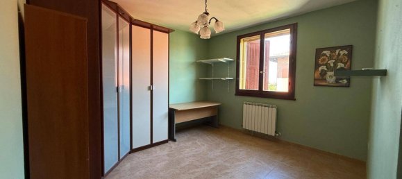 4 bedrooms Apartment in Castelfranco Emilia, Italy No. 339841 10