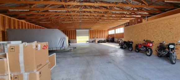 Entrepôt à Baden-Wurttemberg, Germany 1744m² No. 18373 2