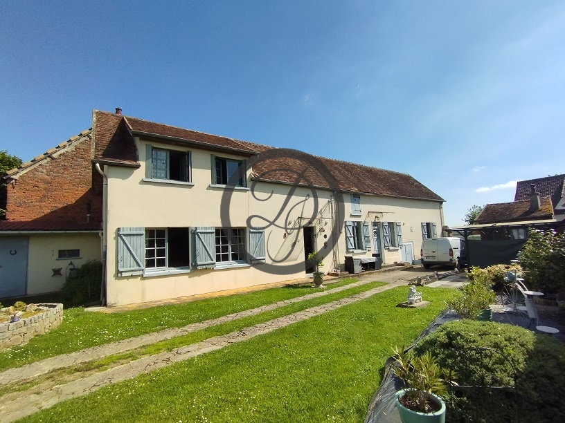 Дом с 3 спальнями в Бове, Франция № 248215