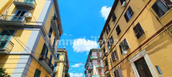 2 bedrooms Apartment in Naples, Italy No. 260895 2