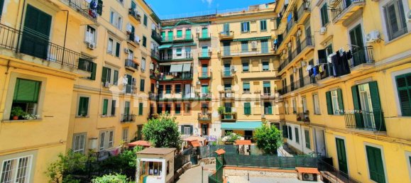 2 bedrooms Apartment in Naples, Italy No. 260895 11