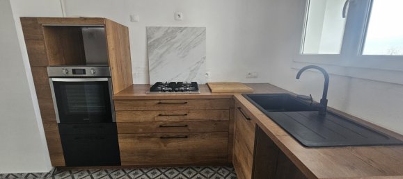 2 chambres Appartement à Chenôve, France No. 206879 4