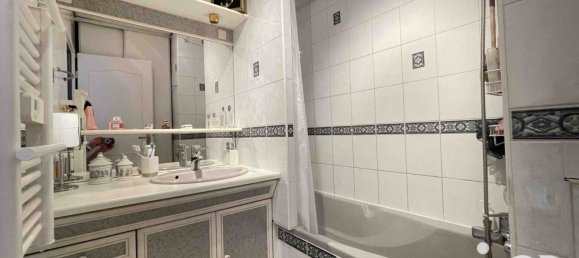 Дом с 3 спальнями в Сен-Пьер-де-Кор, Франция № 65048 9