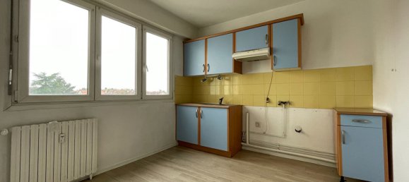 2 bedrooms Apartment in Metz, France No. 222183 3