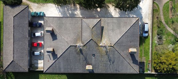 Apartamento de 8 habitaciónes en Udine, Italy No. 12301 9