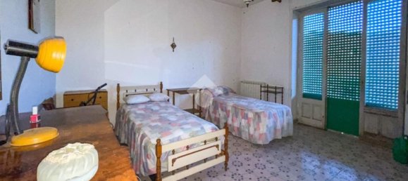 4-salle Appartement à Pace del Mela, Italy No. 45662 15