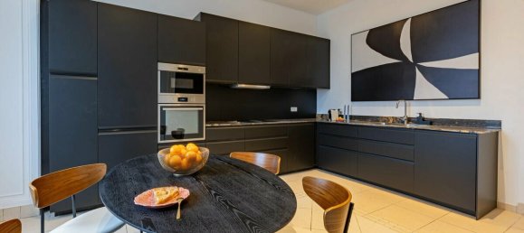 Castillos de 4 dormitorios en Neuilly-sur-Seine, France No. 185467 10