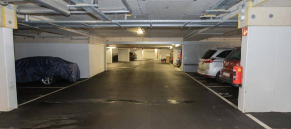 Garage in Penzing, Austria No. 156024 3