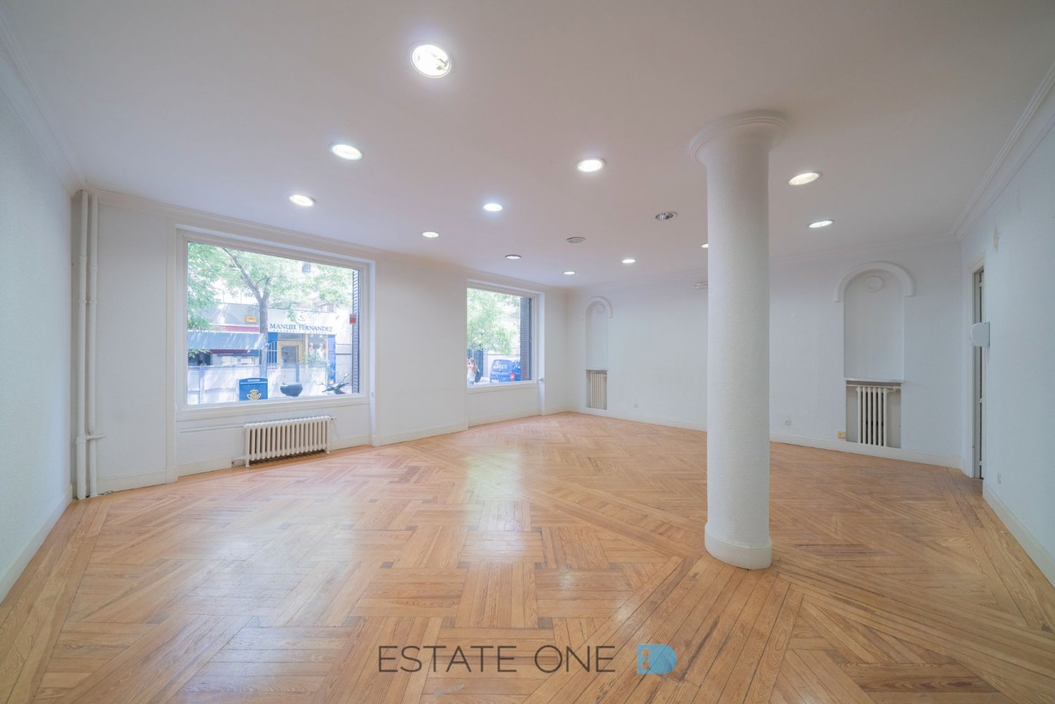 337m² Office in Madrid, Spain No. 172717