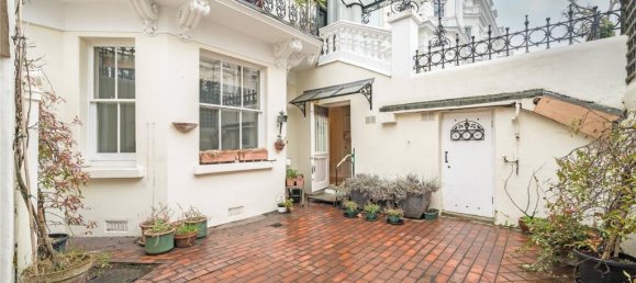 2 bedrooms Apartment in London, United Kingdom No. 12863 16