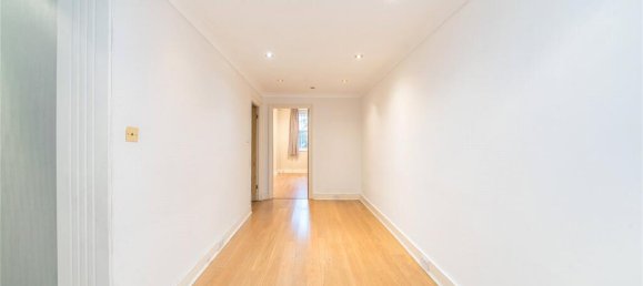 2 bedrooms Apartment in London, United Kingdom No. 12863 45