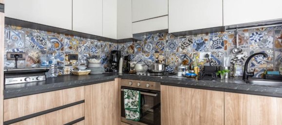 3 Schlafzimmer Wohnung in Rome, Italy, Nr. 373501 8