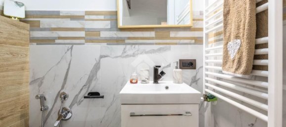 3 Schlafzimmer Wohnung in Rome, Italy, Nr. 373501 20