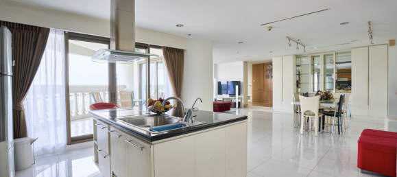 2 bedrooms Condo in Bang Rak, Thailand No. 11354 4