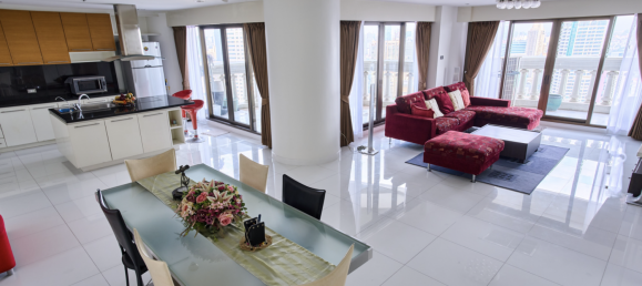 2 bedrooms Condo in Bang Rak, Thailand No. 11354 2