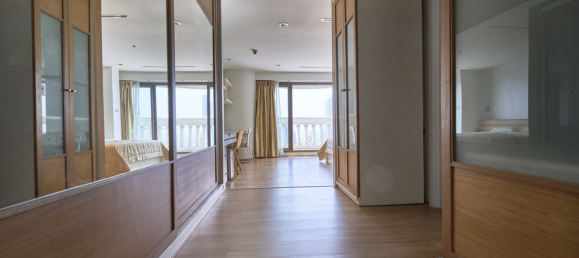 2 bedrooms Condo in Bang Rak, Thailand No. 11354 11