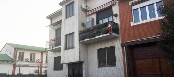 Apartamento de 2 divisões em Bresso, Italy N.º 9362 9