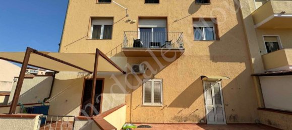 5 rooms Apartment in La Maddalena, Italy No. 159234 4